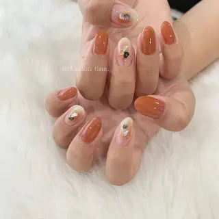 ネイル nail salon tina.所属・中山 はづきのネイルデザイン