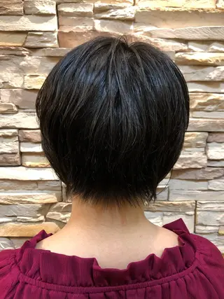 ショート パーマ 本多 美羽のヘアスタイル