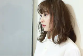 セミロング カラー 中山 天地のヘアスタイル