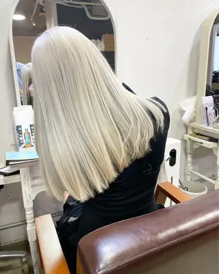 ミディアム カラー suvvy hairsalonのヘアスタイル