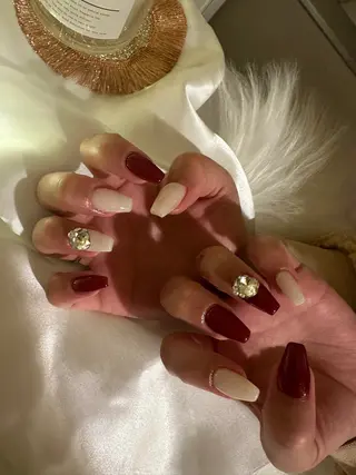 ネイル Nailsalon SKiのネイルデザイン