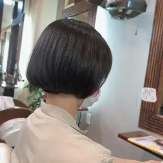 ショート カラー 山崎 絵莉香のヘアスタイル