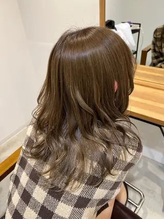セミロング カラー 透明感韓国風🦋 寒色カラー🦋レイナのヘアスタイル