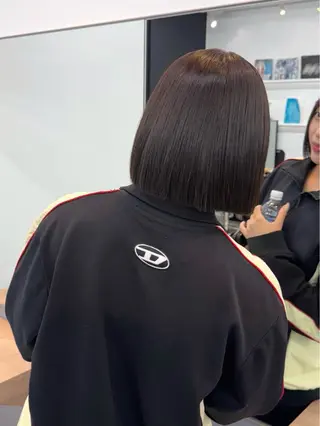 カラー グレージュ/レイヤー /ボブ/moyu🎀のヘアスタイル