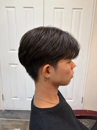 ショート 流れる縮毛矯正 1000円市来柊太郎のヘアスタイル