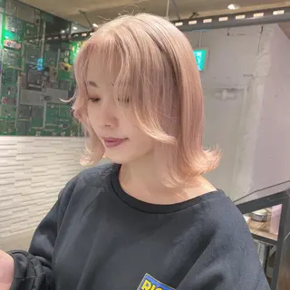 ミディアム カラー ORIKA 美容室のヘアスタイル