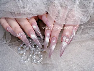 ネイル ✨Nailsalon Vi+✨のネイルデザイン