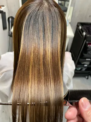 セミロング 髪質改善カラー特化 井上秀樹のヘアスタイル