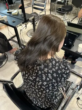 セミロング カラー 艶髪ナチュラル ヘア🍀RYOのヘアスタイル