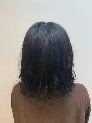 ミディアム 🐺ウルフ× ハイトーン🐺MOEのヘアスタイル