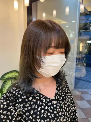 ミディアム カラー ヘアアレンジ 最高の髪質改善🩵 艶カラー 惠美のヘアスタイル