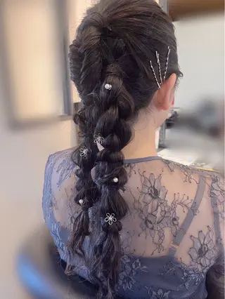 ヘアアレンジ 髪質改善美容室Qin hair所属・【女性限定】 👑hanaのヘアスタイル