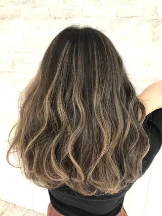 ミディアム salowin自由が丘COMS所属・白井 秀太郎のヘアスタイル