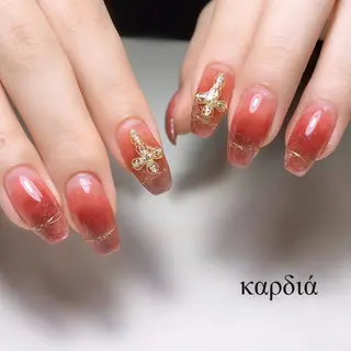 ネイル καρδιά -ｶﾙﾃﾞｨｱ-のネイルデザイン