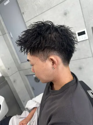 ショート パーマ メンズ CHROM TOKYO ALT所属・🔥メンズ専門🔥 佐々木 パーマ大人気のヘアスタイル