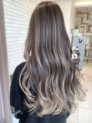 ロング カラー 須藤 光洋のヘアスタイル