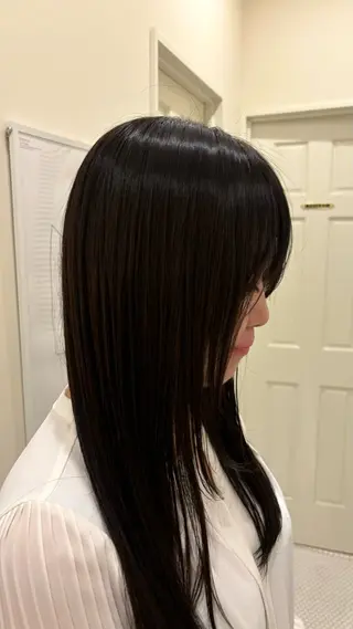 ロング よこやま なぎさのヘアスタイル