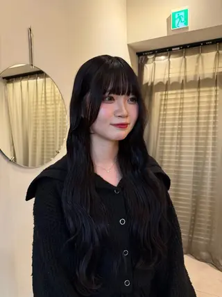 ロング shiomi H辻田 杏梨のヘアスタイル