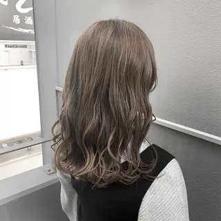 セミロング カラー HACCH （ハッチ）所属・🪼ボブ/ハイトーン /髪質改善🪼のヘアスタイル