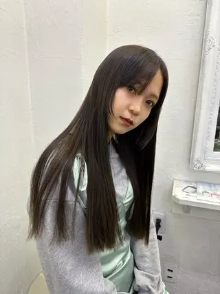 ロング 青木 妃代梨のヘアスタイル