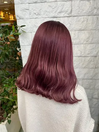 ミディアム カラー 宮脇 かなみのヘアスタイル