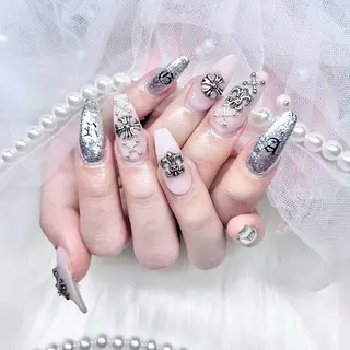 ネイル Lumo所属・めろち ちゃんのネイルデザイン