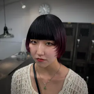 ショート INORI|艶カラ ー|フェイスレイヤーのヘアスタイル