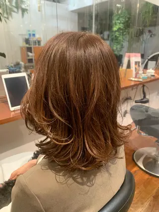 ミディアム カラー DOG MANIA PiNCH所属・大人女性スタイル マルイチのヘアスタイル