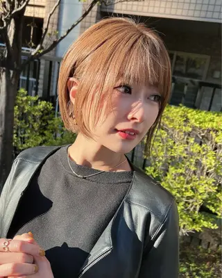 ショート ボブ・レイヤー・縮毛 くびれボブ・内藤康太のヘアスタイル