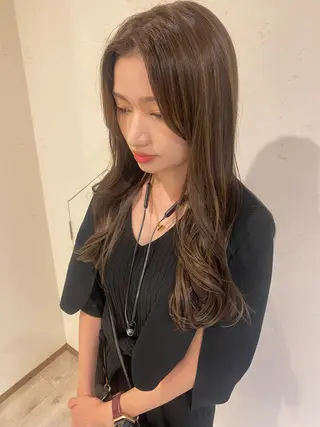 ミディアム カラー 🍑 モモカ🍑のヘアスタイル