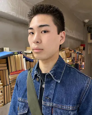 メンズ パーマ、髪質改善 カズマのヘアスタイル