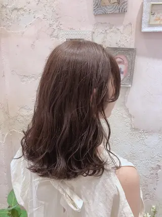 ミディアム 代表山口ひな 髪質改善のプロのヘアスタイル