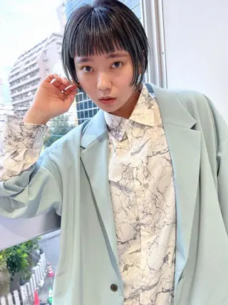 ミディアム カラー ill.所属・ill［イル］大須 ダブルカラー髪質改善のヘアスタイル