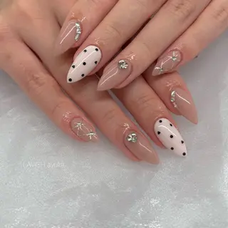 ネイル LAVISH ayukaのネイルデザイン