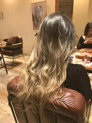 ロング カラー シールエクステ⭐️ オオミタクヤのヘアスタイル