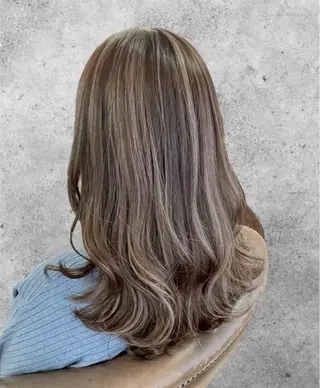 セミロング カラー limitみづき🌙 髪質改善/カラーのヘアスタイル