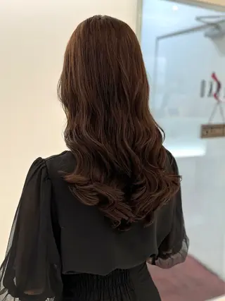 ロング カラー パーマ コテ巻き風パーマ/ キミシマカイトのヘアスタイル
