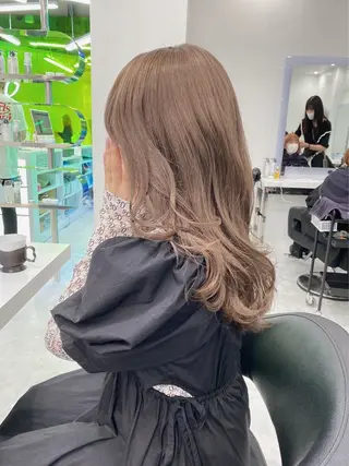 ロング カラー ヘアアレンジ トレンドモテカラー 🩷色落ちまで可愛くのヘアスタイル