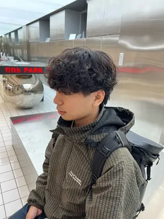 パーマ メンズ fifth神宮前 HIN★T★のヘアスタイル