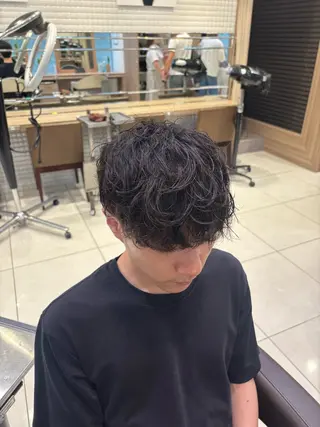 パーマ メンズ 波巻きスパイラル・ カルマ/aoiのヘアスタイル