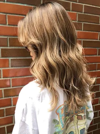 セミロング カラー ヘアアレンジ 🎨カラー満足度 500%💫ヅル💫のヘアスタイル