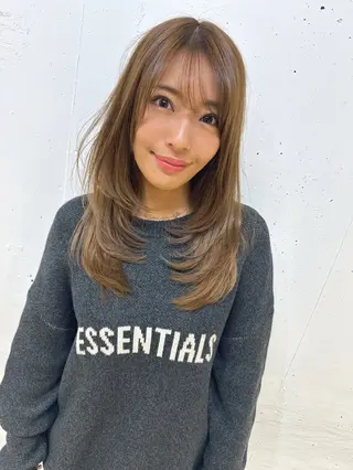 セミロング emu 公式のヘアスタイル