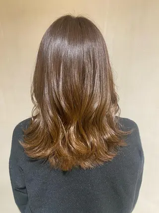 セミロング ボブ/透明感カラー 岸本涼奈のヘアスタイル