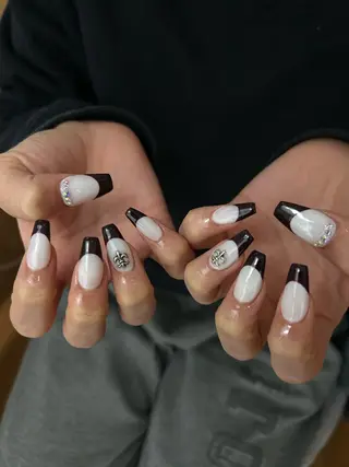 ネイル ⟡.·coco⟡.· 年始予約解放中のネイルデザイン