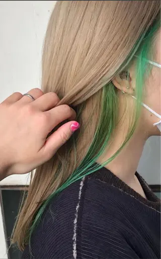 セミロング 艶カラー/レイヤー 🌸Mioのヘアスタイル