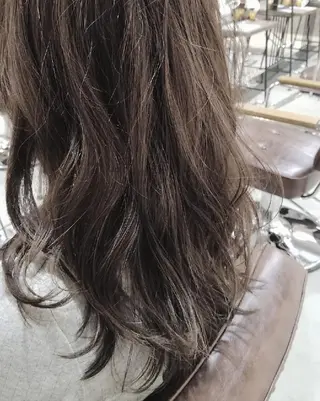 セミロング カラー パーマ ヘアアレンジ メンズ キッズ ネイル マツエク・マツパ 中津No.1髪質改善 店長✨透ける暗髪のヘアスタイル
