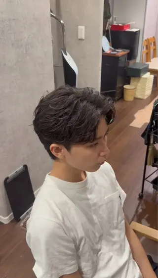 ショート パーマ 坂井 琉生のヘアスタイル