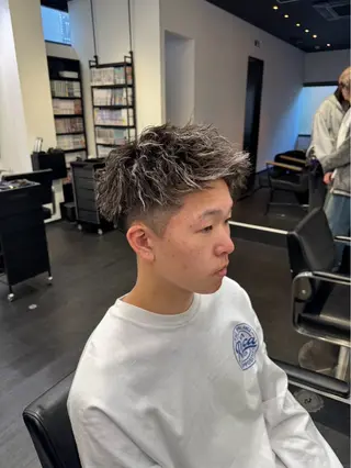 ショート カラー パーマ メンズ メンズ特化🔥 齋藤 航のヘアスタイル