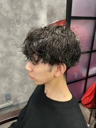 ショート メンズ 色落ち可愛い艶ハイト ーン🧊AZUKIのヘアスタイル