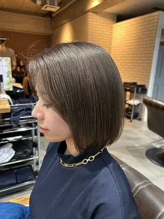 ミディアム Eri 🌿透明感カラーのヘアスタイル